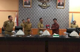 Jangan Kaget Bila Lihat Kapal Terbakar di Pantai Seruni Bantaeng