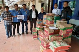 Cepat Tanggap, Keluarga Besar FKIP Unismuh Makassar Salurkan Bantuan ke Gowa