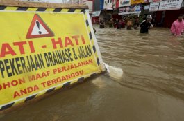 Banjir Landa Enam Daerah di Sulsel, Mensos: Gowa dan Makassar Paling Parah