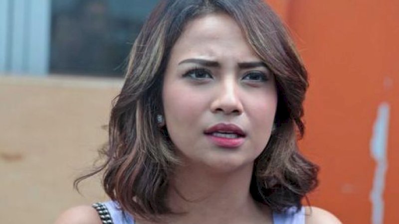 Vanessa Angel Terlilit Utang hingga Terlibat Prostitusi, Ini Kata Sang Ayah