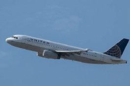 Gadis Ini Diraba Dokter di Pesawat, Pramugari Cuma Bilang, 