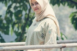 Ternyata Mahasiswi UI, Ini Pengakuan Anak yang Foto Ibunya di Tengah Banjir