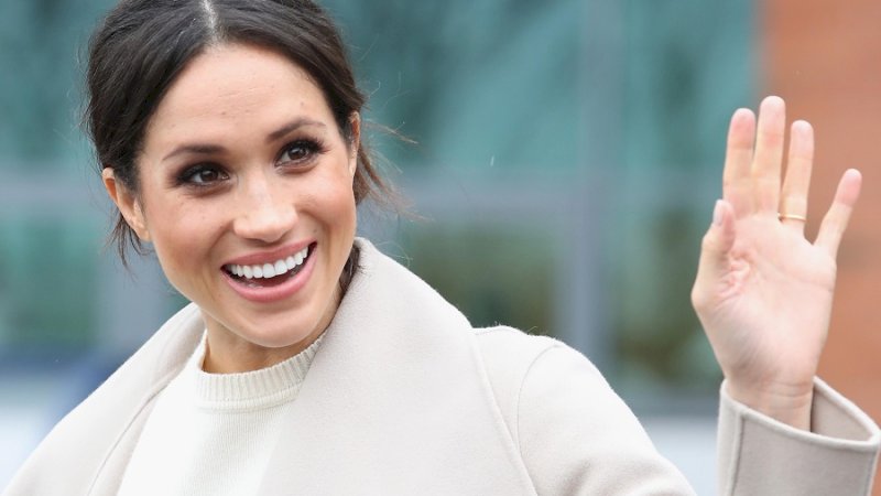 Meghan Markle terlihat dengan rambut beruban pada 23 Maret 2018 di Belfast, Nothern Ireland. (Foto: Getty)