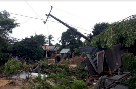 Cuaca Buruk, Suplai Bantuan Jalur Udara Dibatalkan