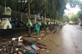 Banjir di Maros: Air Surut, Terbitlah Sampah