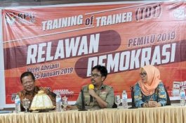 Gandeng Jaringan Demokrasi Indonesia, KPU Bantaeng Bekali 55 Relawan Demokrasi