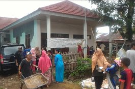 Wakil Ketua DPRD Tiba, Pengungsi Banjir Kira Bawa Bantuan, Ternyata Justru Mengusir