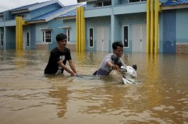 Pengungsi Banjir di Kota Makassar Capai 5.237 Jiwa