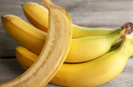 Pria Ini Lumpuh Gara-gara Pisang dan Jeruk