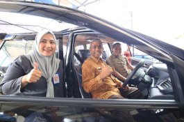Bupati Luwu Timur Launcing Mobil Toyota New Veloz