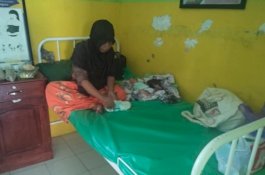 Perjuangan Ibu Hamil di Gowa, Tembus Banjir hingga Melahirkan