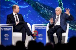 Duh, Pangeran William Pakai Sepatu Berlubang