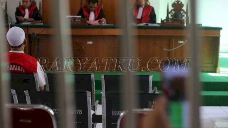 Nasib Ditentukan 29 Januari, Begini Pleidoi Kuasa Hukum Hamzah Mamba