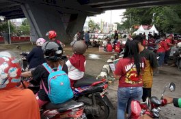 Suporter PSM Seluru Indonesia Galang Dana untuk Korban Bencana Sulsel