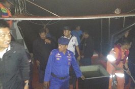 Usai Teleponan Megawati Lompat dari Kapal, Pencarian Dilanjutkan Pagi Ini