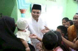 Danny Apresiasi Pengungsi Banjir Muslim dan Nasrani Saling Bahu-Membahu