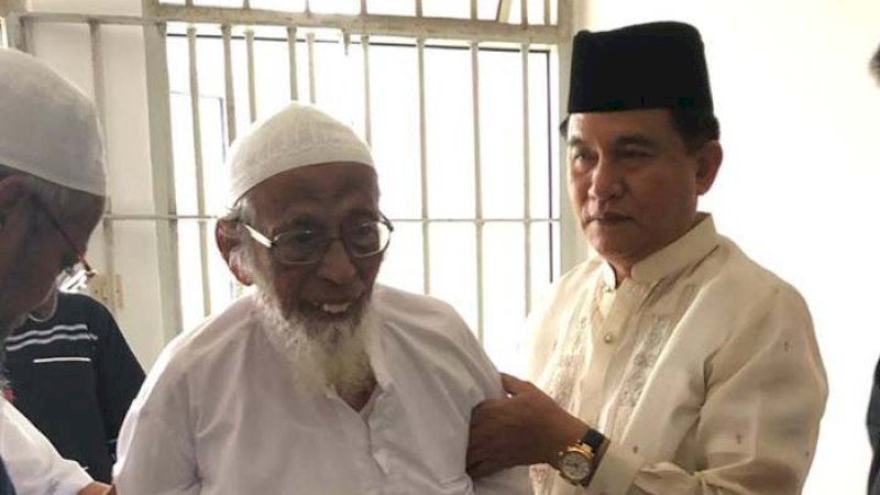 Abu Bakar Ba'asyir dan Yusril Ihza Mahendra. Ist