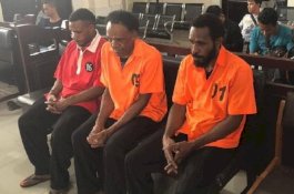 Usai Rampas Senjata Aparat, Tiga Warga Papua Ini Tukar ke KKB dengan Sembako