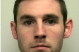 Usai Masturbasi, Si Cabul Ini Tumpahkan Spermanya ke Teh Seorang Wanita