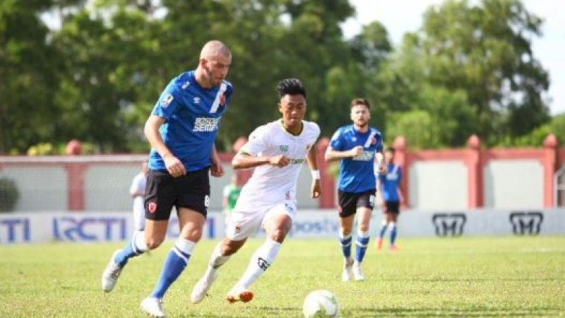 Kalteng Putra vs PSM Makassar. Ist