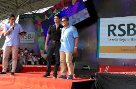 Momen di Balik Panggung, Sandi 'Satukan' IYL dan IMB