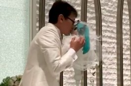 Dari Pencocokan DNA Sampai Kencan Hologram, Inikah Tren Pacaran 2019?