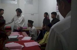 Tiba di Kejaksaan, Begal Sadis Pemotong Tangan Datang Pakai Kopiah