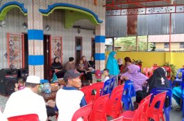 Suasana Rumah Duka Praka Nasrudin Korban KKSB Papua di Barru