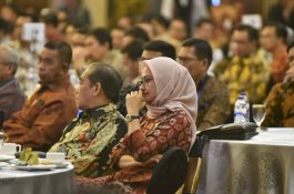 Bentuk TPKAD, Bupati Lutra Diapresiasi OJK Regional 6