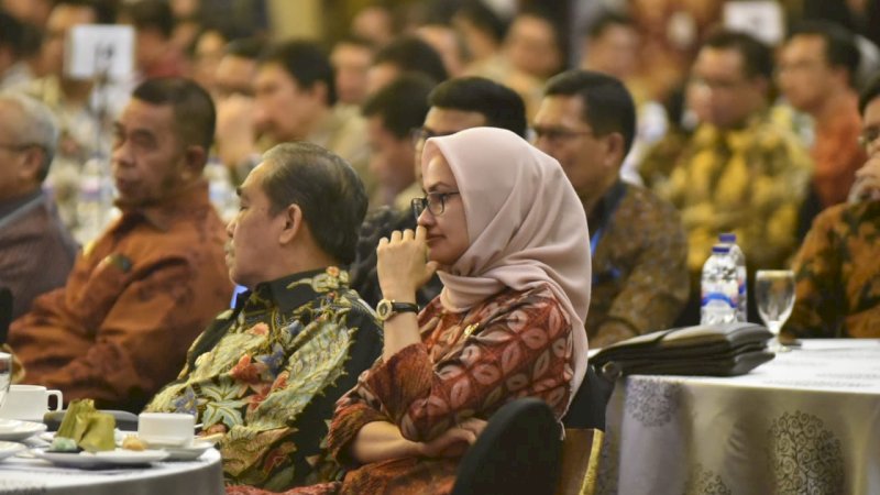 Bentuk TPKAD, Bupati Lutra Diapresiasi OJK Regional 6