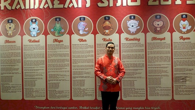 Rayakan Imlek, Sunachi Restauran Bagi Angpao ke Pelanggan
