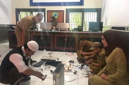 Perbaiki Sistem Dukcapil Maros, Tim Kemendagri Turun Tangan