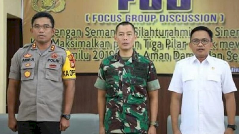 Dari kiri; Kapolres Bantaeng, AKBP Adip Rojikan, Dandim 1410 Bantaeng, Letkol Kav Nanang Siswoko, dan Bupati Bantaeng Ilham Azikin.