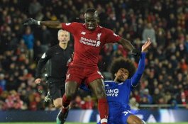 Hanya Bersihkan Salju di Area Pertahanan Lawan, Sebegitu Munafik Itukah Liverpool?