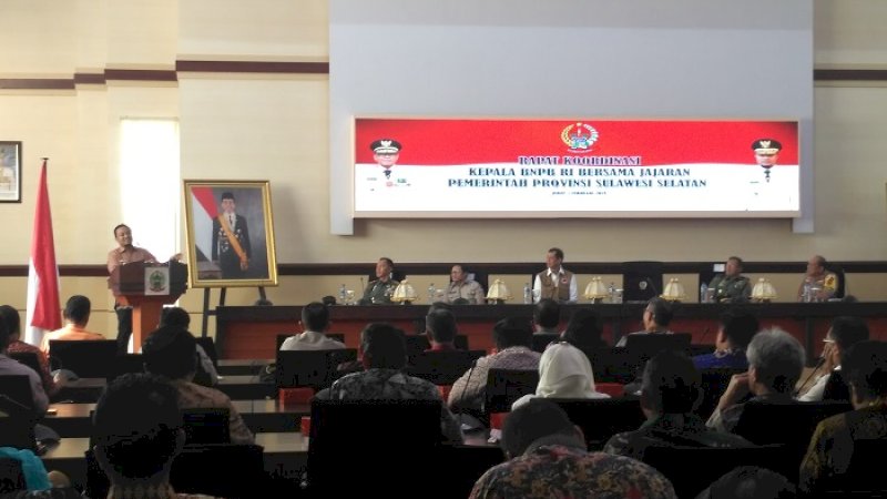 Kepala Badan Nasional Penanggulangan Bencana (BNPB) Letnan Jenderal TNI Doni Monardo membawa tim "Citarum Harum" ke Sulsel, Jumat (1/2/2019). 