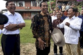 Bilang Begini soal Menteri Pencetak Utang, Mengapa Luhut Tak Marah kepada Prabowo?