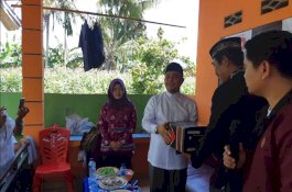 Kunjungi Kampung Mualaf di Pinrang, Tamsil Linrung Bakal 'Dirikan' Masjid