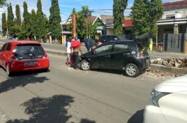 Diduga Mengantuk, Polwan Cantik Ini Kecelakaan di Parepare