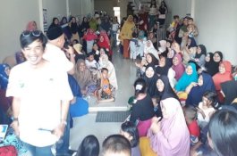 Emak-emak Ujung Tanah Siap Lenggangkan Indira ke Senayan