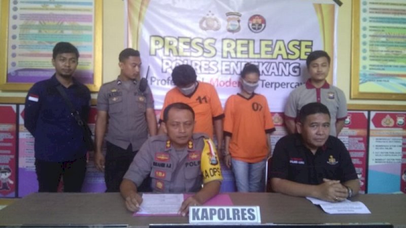 Kepolisian Resort Enrekang menggelar press release kasus pencurian kendaraan bermotor di Mapolres Enrekang, Jumat (1/2/2019).