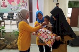 Ditinggal Ayah dan Ibu, Bayi Korban Gempa Palu Dapat Hadiah dari Bupati Luwu Utara