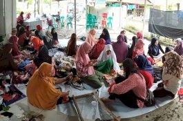 Komunitas Aksi Indonesia Muda Bekali Keterampilan kepada Perempuan di Dangko