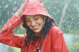 Agar Tak Pusing Setelah Kehujanan, Lakukan Hal Ini