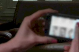 Pelajar Jadi Model 'Live Show' Porno di Grup Line