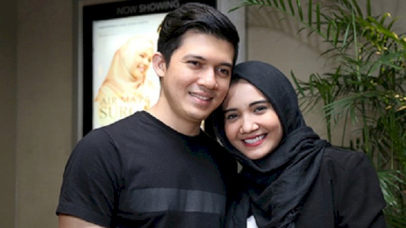 Irwansyah dan Zaskia Sungkar. (Foto: KapanLagi.com)