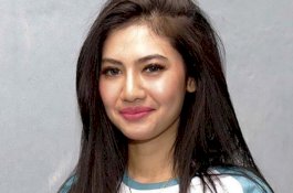 Della Perez Terseret Kasus Prostitusi, Sang Ibu Bilang Begini