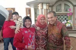 Mesranya Danny, Indira, dan Aliyah Mustika di Hari Raya Imlek
