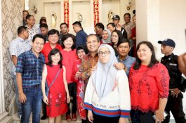 Tahun Baru Imlek, Danny Pomanto Kunjungi Rumah Tokoh Tionghoa