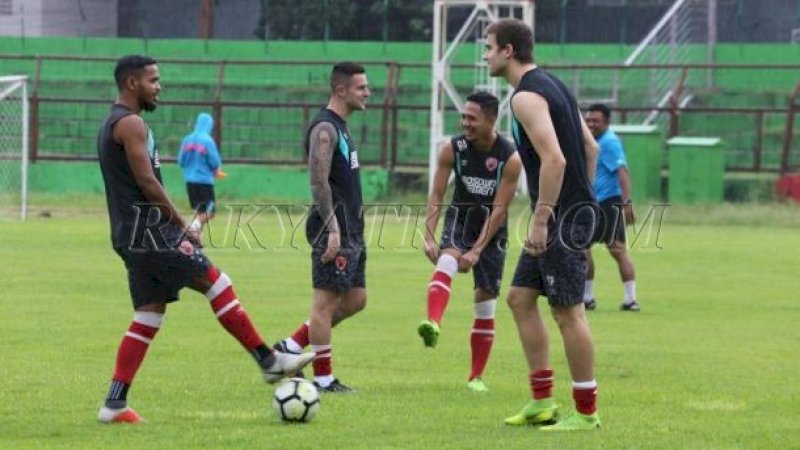 Latihan PSM Makassar