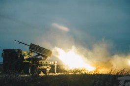 Militer China dan Taiwan Saling 'Serang' di Tahun Baru Imlek